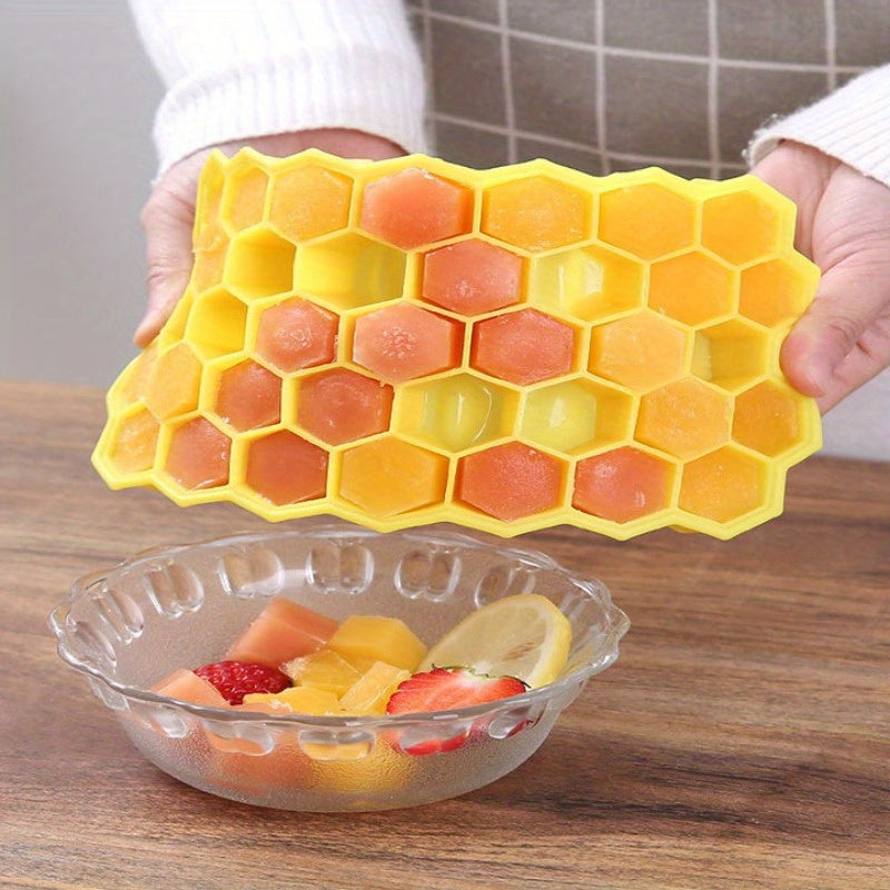 1pc Silicone Honeycomb Ice Tray | 37 Compartments with Lid, Easy-Release Design, Ideal for Creative Ice Drinks and Summer Essentials