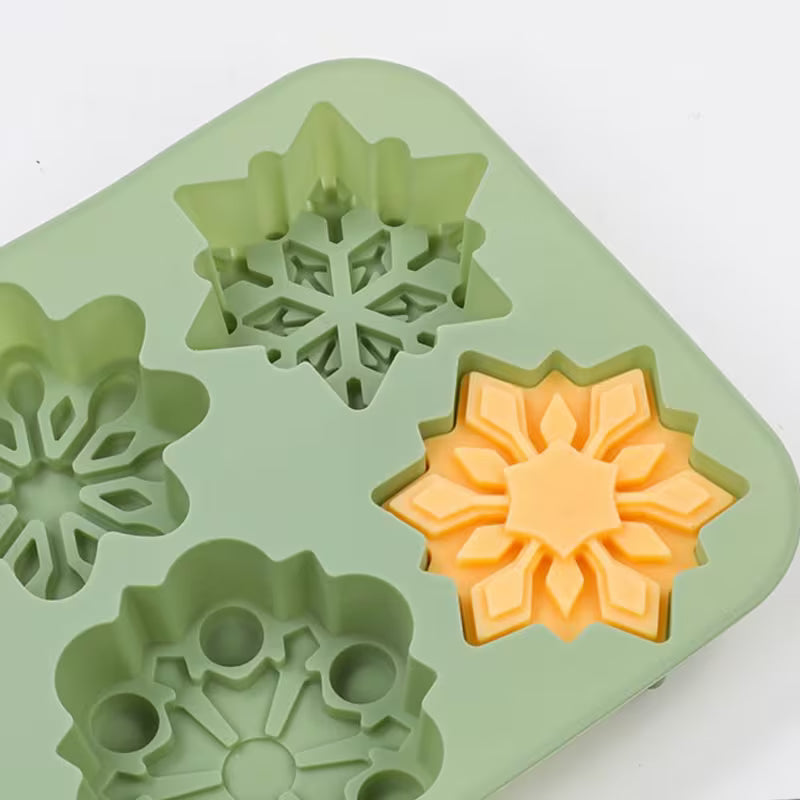Silicone Mold for Candles Featuring a 6-Cavity Snowflake Design with Flower Petals, Perfect for Projects Using Gypsum Or Resin