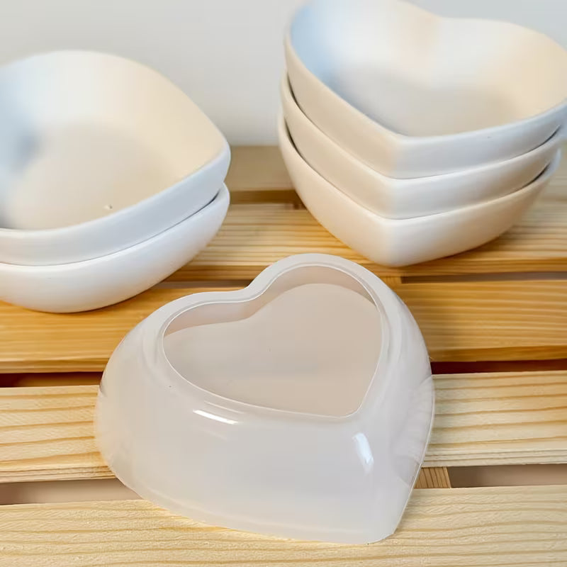 Heart-Shaped Silicone Molds for Gifts And Crafting Projects, Suitable for Casting with Cement, Epoxy Resin, Plaster, And Candle Cups